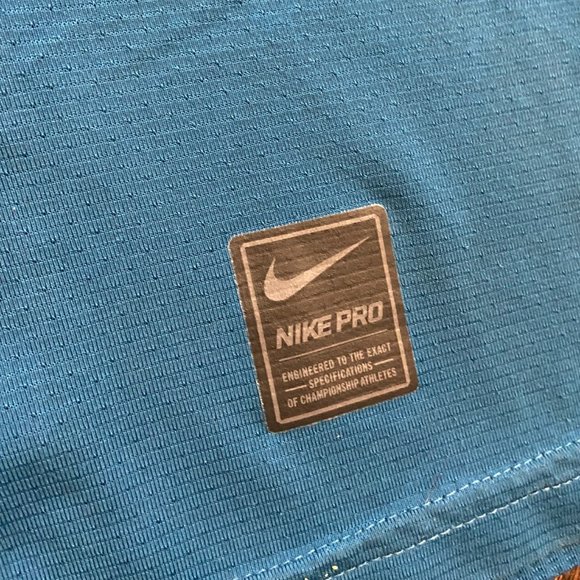 Nike Pro Hypercool Short Sleeve Fitted T-Shirt - Size XXL - Picture 6 of 10